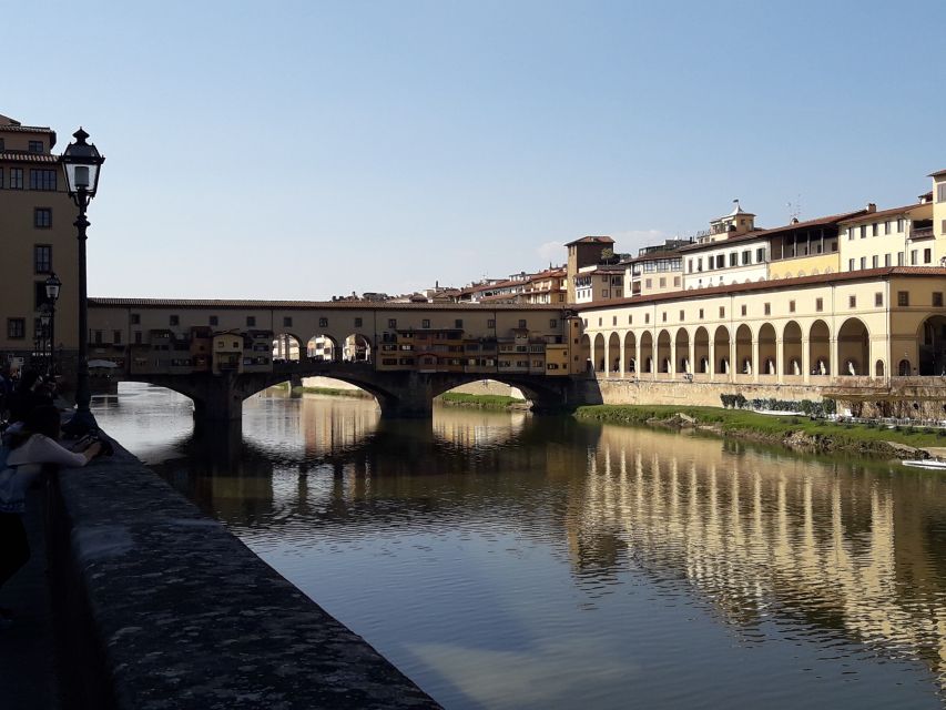 Florence: Eco-Friendly Golf Cart City Tour with Audio Guide - From Bar Bistrot Santa Croce to Ponte Vecchio: the fast start you’ll feel