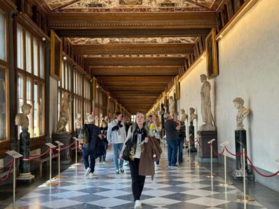 Florence: Uffizi Gallery Timed Entry Ticket & Audio Guide - Meeting Point in Plain Sight: Find Leonardo, Get Your Tickets, Then Go