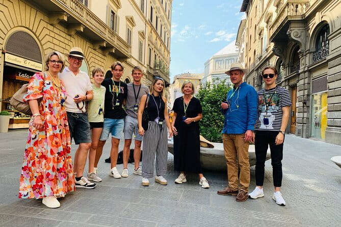 Florence Walking Tour with Audioguide on Your Smartphone - Palazzo Medici: Spotting the Stories Hidden in Plain Sight