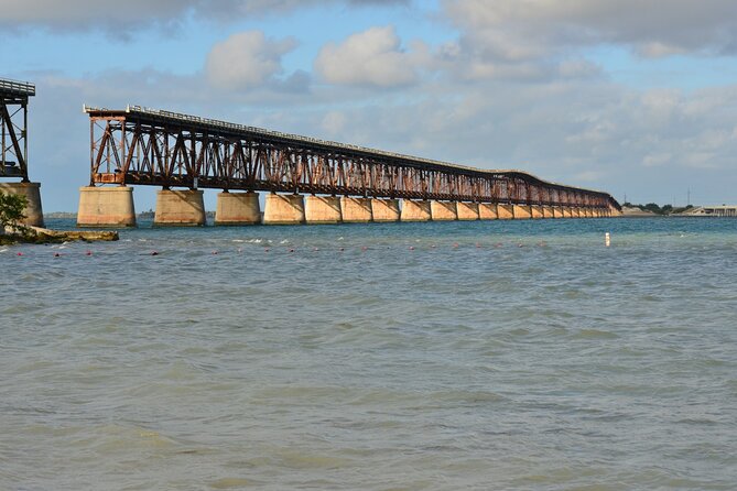 Florida Key West Self-Guided Driving Tour (7 Mile Bridge) - How the self-guided route works (start, listen, pause, repeat)