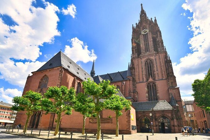 Frankfurt Old Town & Emperors: City Game & Walking Tour - Key things to know before you go