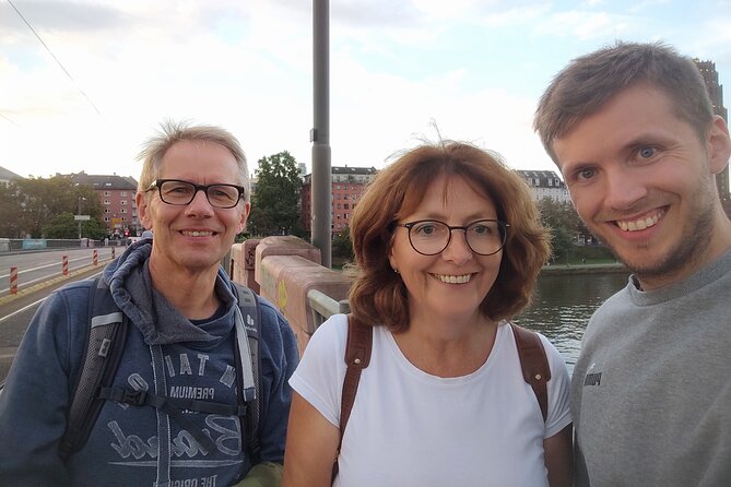 Frankfurt Old Town & Emperors: City Game & Walking Tour - River Main views you’ll get without hunting for them