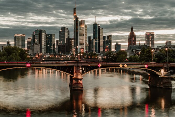 Frankfurt Scavenger Hunt and Highlights Self Guided Audio Tour - How the World City Trail hunt actually plays out