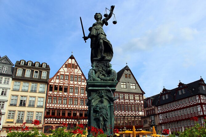 Frankfurt Scavenger Hunt and Highlights Self Guided Audio Tour - Finishing highlights: Bartholomaus and the river bridges