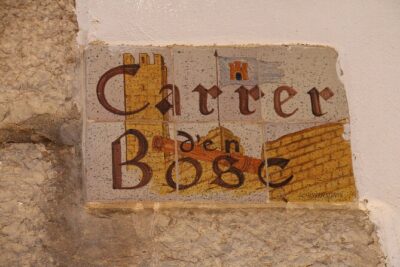 From a Roman Village to a Resort Town: A Self-Guided Walking Tour of Sitges - Along the boardwalk: Platja de la Ribera and the town’s earliest clues