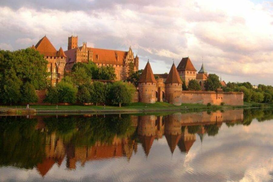 From Gdansk: Malbork Castle Trip with Ticket and Audio Guide - Pickup in Gdańsk, then a direct run to Malbork