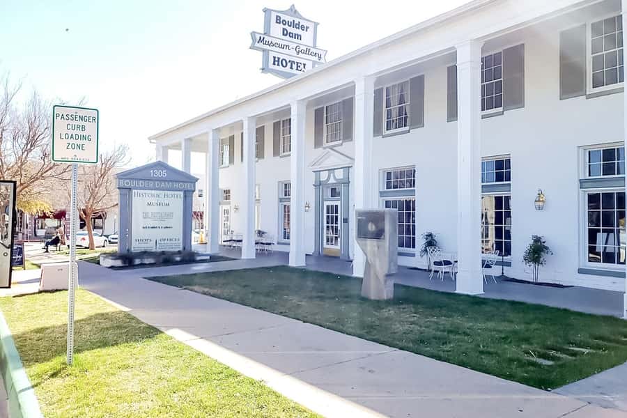 From Las Vegas: Boulder City Self-Guided Tour - Getting to Boulder City: the Vegas-to-Boulder ride