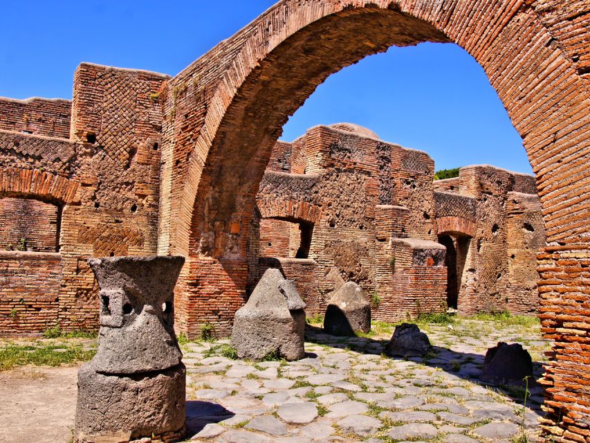From Naples: Vesuvius & Pompeii with Transfer & Audio Guide - The Meeting Point in Naples (So You Don’t Start Rushed)