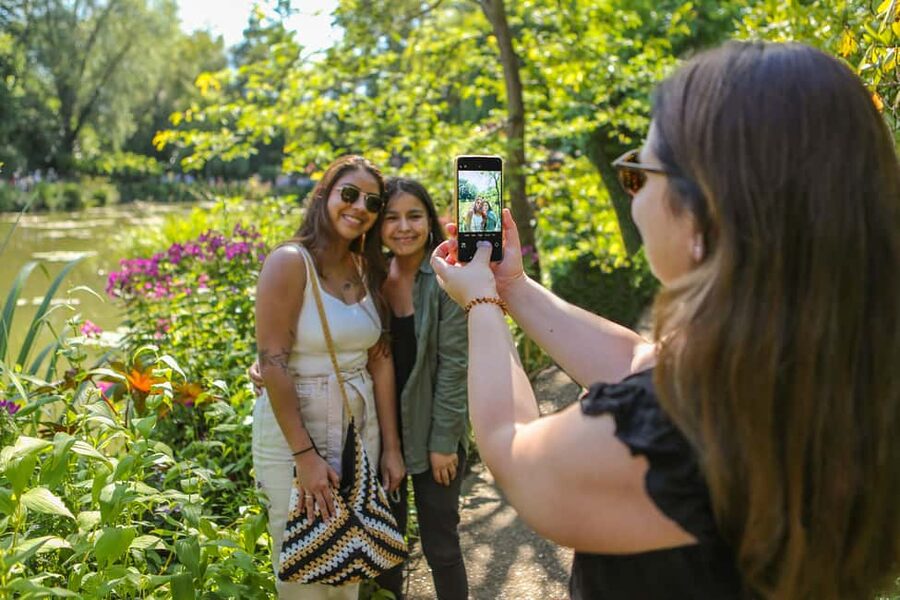 From Paris: Giverny Day Trip with Audio Guide or Live Guide - Price and value: what $93 buys you from Paris