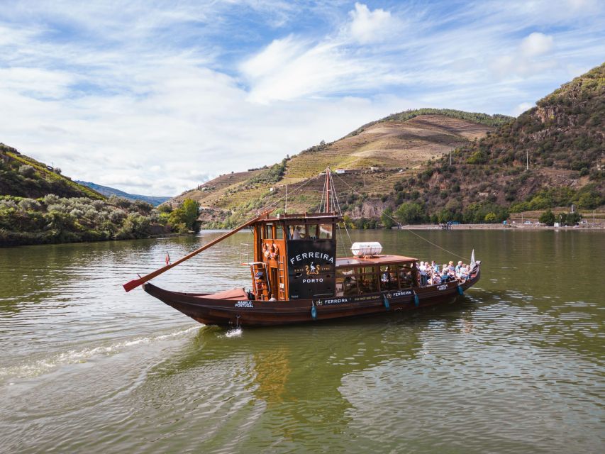 From Pinhão: Douro Valley Rabelo Boat Tour with Audio Guide - Price and practical value of a 1-hour cruise