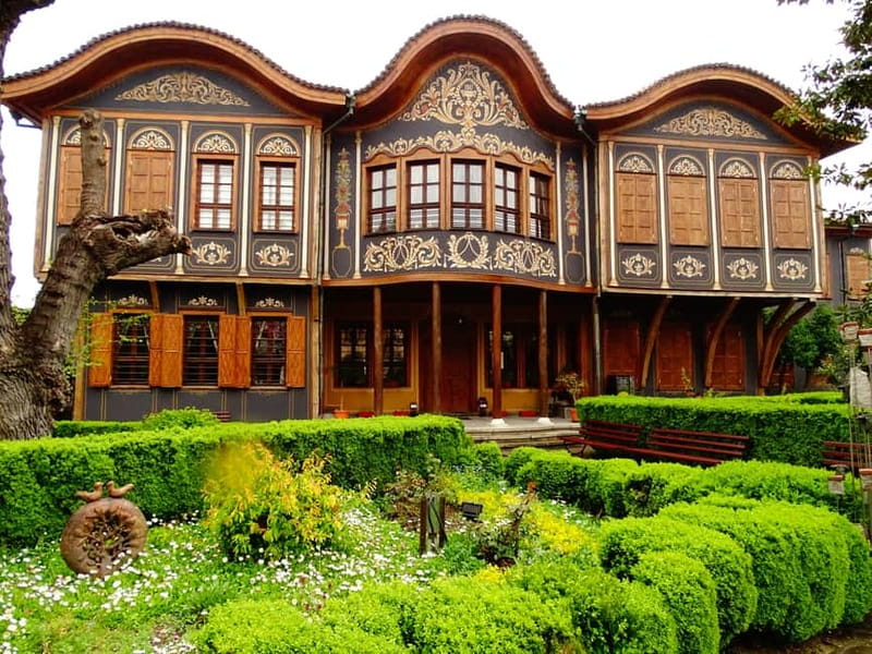 From Sofia: Plovdiv with audio guide + free pick-up - Old Town strolling: where the city’s 4,000 years shows up on your feet