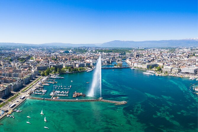 Geneva Scavenger Hunt and Highlights Self Guided Audio Tour - Monument National: keep your eyes moving