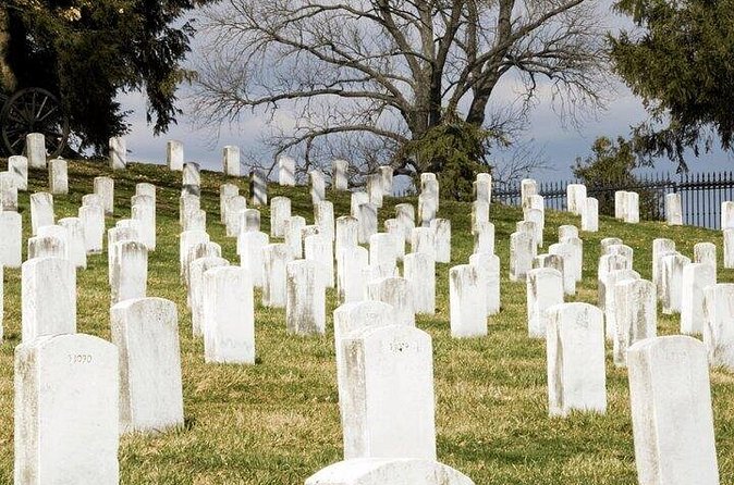 Gettysburg Self-Guided Audio Ghost Tour - Cemetery Hill: Strategic High Ground and the Path to Soldiers’ National Cemetery