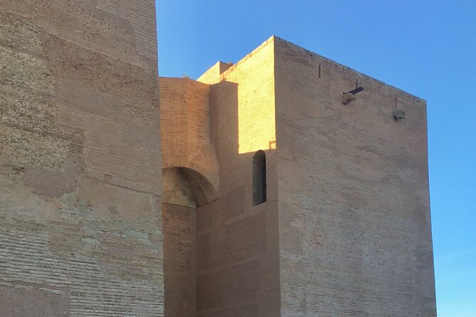 Granada’s Realejo District: A Self-Guided Tour of the Old Quarter - Stop-by-stop audio path: what to look for in Realejo