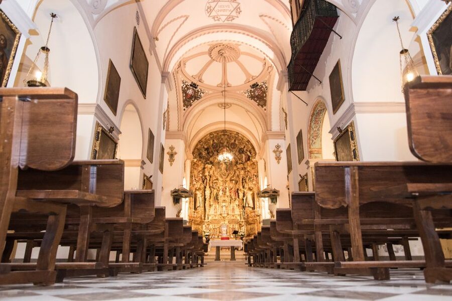 Granada: Sacromonte Abbey Entry Ticket with Audio Guide - Romani roots of Sacromonte: reading the abbey with respect