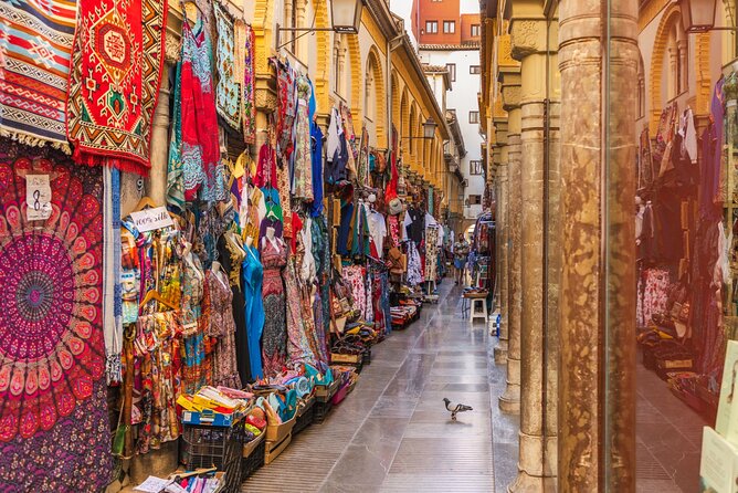 Granada Scavenger Hunt and Sights Self-Guided Tour - Timing and route rhythm: 2 hours that can stretch