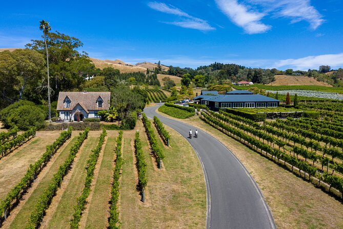 Great Escape Self-Guided Scenic Cycle Winery Tour from Napier - Black Barn Vineyards and the 4pm Shuttle Back to Napier