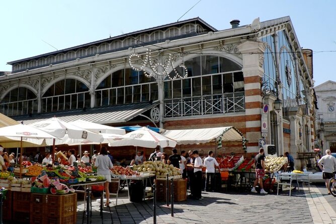 Grenoble Scavenger Hunt and Sights Self-Guided Tour - Place Victor Hugo: the first stop that sets your pace