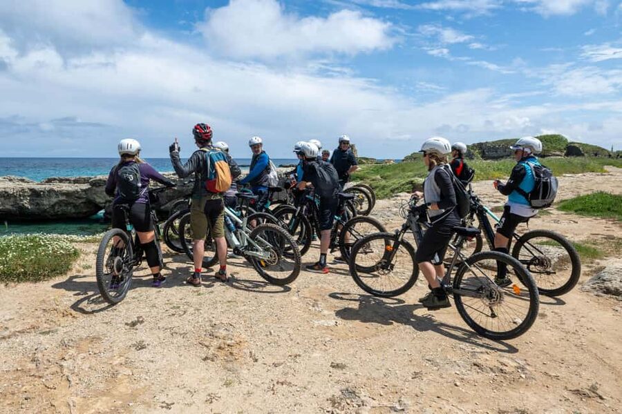 Grotta della Poesia, Torre dell'Orso, and Sant'Andrea: Self-guided Bike Tour - Sant’Andrea Faraglioni: sea caves and rock arches for the big photo payoff