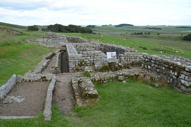 Hadrian's Wall: A Self-Guided Audio Tour along the Ruins - How the VoiceMap GPS audio works (and why offline is the real hero)