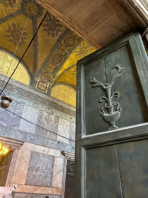 Hagia Sophia Skip-the-Line Ticket & Blue Mosque Audio Guide - Best timing: when to go to cut the chaos