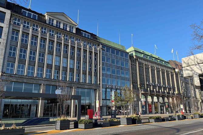 Hamburg's Historical Highlights: A Self-Guided Audio Tour - A break in pace: pause, shop, and eat without losing the thread