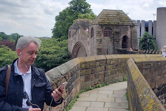 Haunted Chester and its Ghosts: A Self-Guided Walking Tour - Getting set up with VoiceMap before you step outside