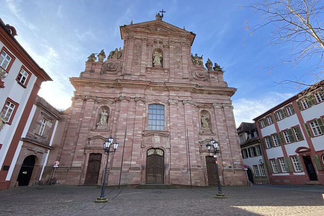Heidelberg Old Town: Romantic Walking Tour & Game - Marktplatz and Heiliggeistkirche: Late Gothic in Plain View