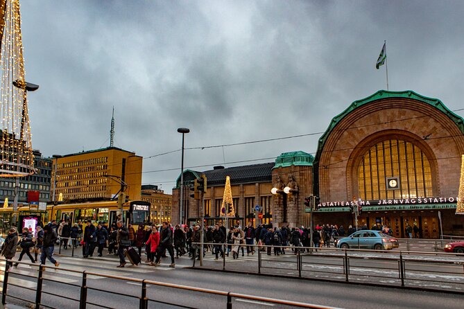 Helsinki Scavenger Hunt and Highlights Self-Guided Tour - Getting started at Finnish National Theatre (and how to avoid app friction)