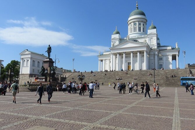 Helsinki Self-Guided Audio Tour - Downtown Classics: Central Station, Botanic Garden, National Library, Senate Square