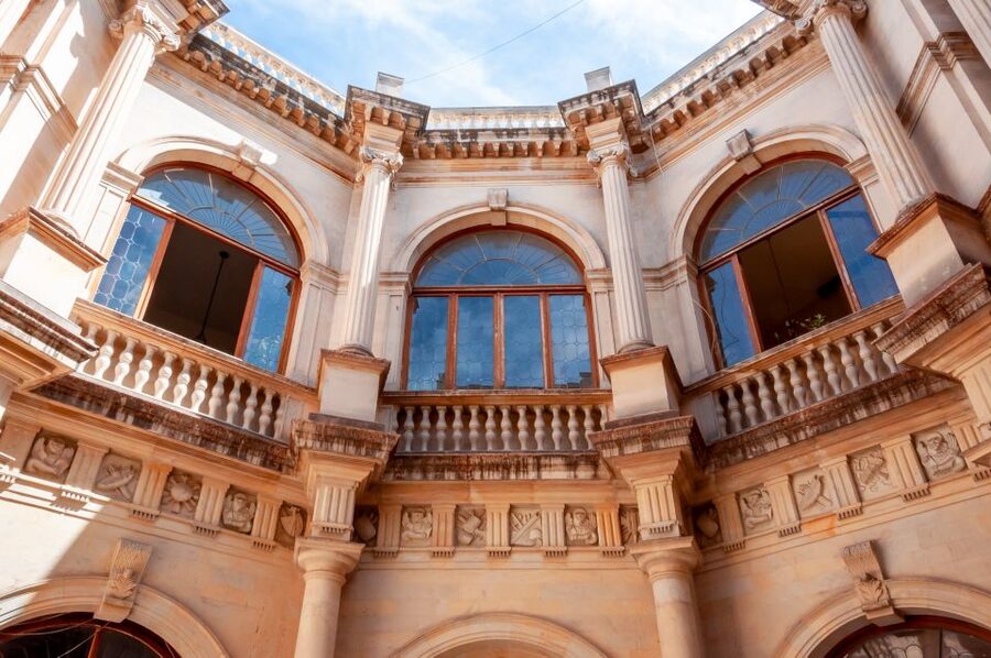 Heraklion: Mobile Self-Guided Audio Sightseeing Tour - Offline audio and maps: the value you actually pay for