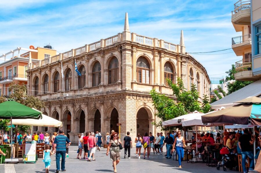Heraklion: Mobile Self-Guided Audio Sightseeing Tour - Stop-by-stop: what to watch for as you walk the route
