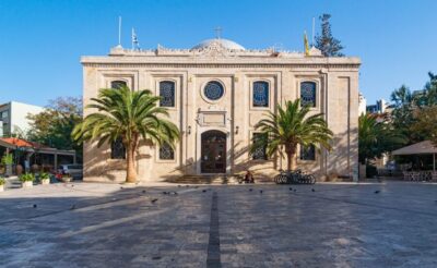 Heraklion: Mobile Self-Guided Audio Sightseeing Tour - Where the story line takes you: Ottomans, siege, and civic landmarks