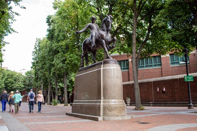 Highlights and History of Boston: GPS Guided Audio Tour - Granary Burying Ground and the founders’ cast list