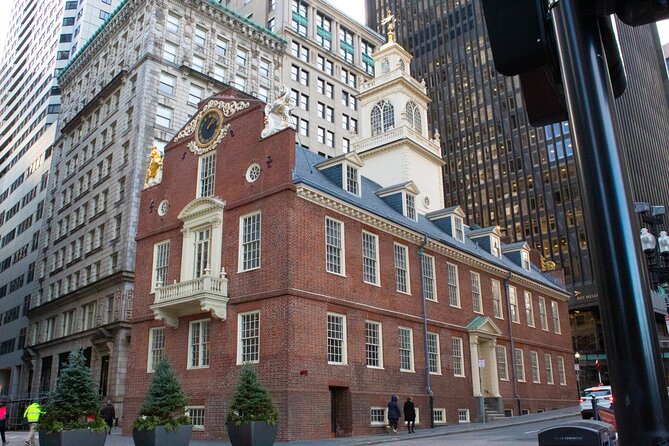 Highlights and History of Boston: GPS Guided Audio Tour - Old North Church: lanterns, Robert Newman, and what you can add for $$