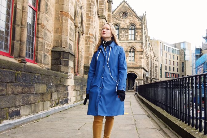 Highlights from Edinburgh’s Old Town: A Self-Guided Audio Tour - Princes Street Gardens: history through architecture, not just landmarks