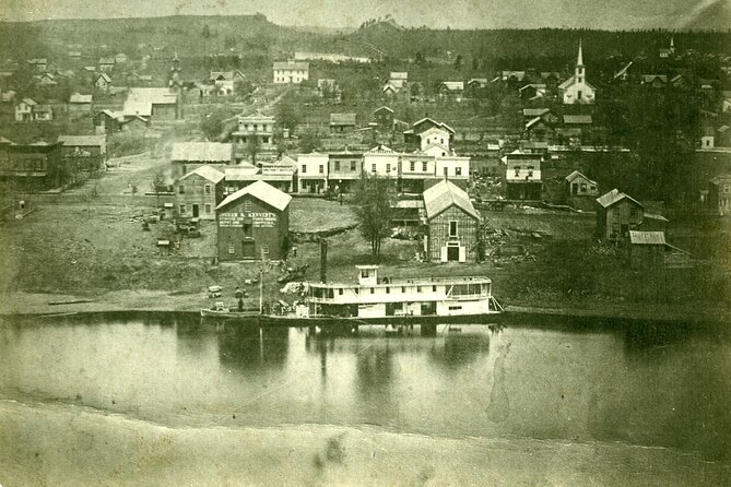 Historical Downtown Eau Claire: A Self-Guided Walking Tour - Phoenix Park: early Eau Claire history in a quick 10-minute listen