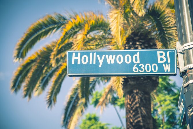 Hollywood Fame & Celebrity Homes Self-Guided Audio Bundle Tour - Offline Map, Hands-Free Audio, and Phone Setup (Bluetooth, CarPlay, iOS/Android)