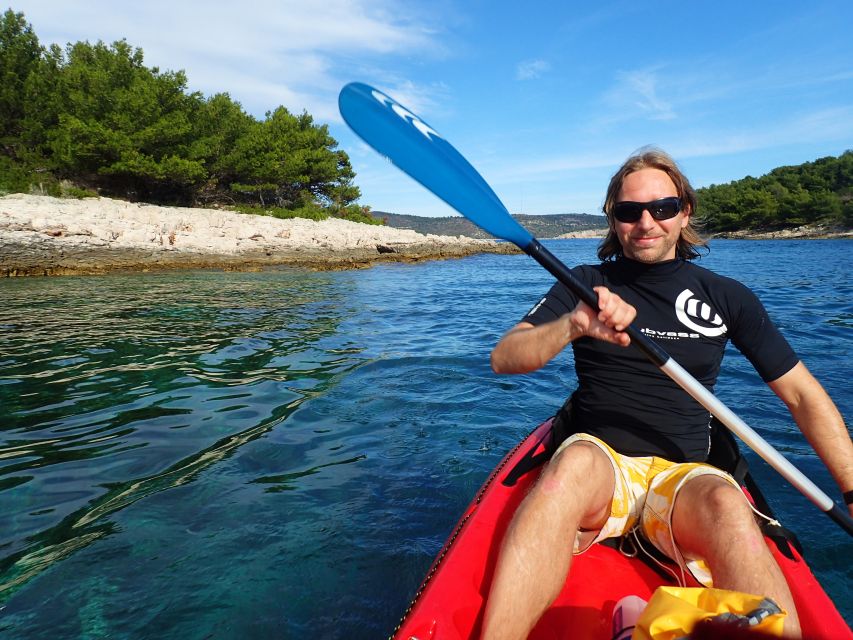 Hvar: Pakleni Islands Self-Guided Kayaking Tour - Single vs tandem: how to pick the right kayak for your day