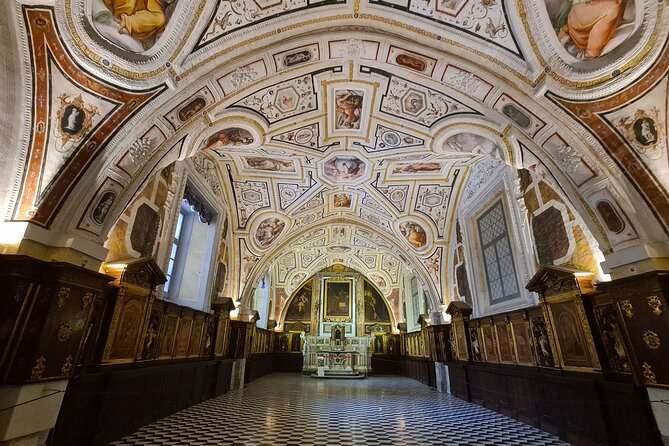 Interactive audio guide for the historic center of Naples - The best way to start: Piazza Monteoliveto to finish back where you began