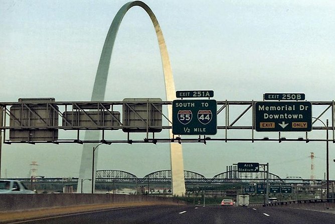 Interstate 55: A Self-Guided Driving Tour - Start and Finish: Where the Tour Lives on Your Drive