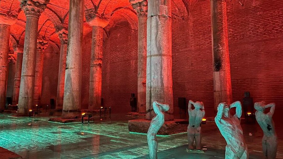 Istanbul: Basilica Cistern Fast-Track Entry and Audio Guide - Basilica Cistern First Impressions: Istanbul’s Underground Wow-Factor