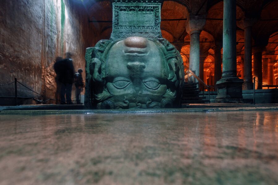 Istanbul:Basilica Cistern Skip-the-Line Ticket & Audio Guide - Spotting the Medusa heads: myth, Roman art, and why they’re used as supports