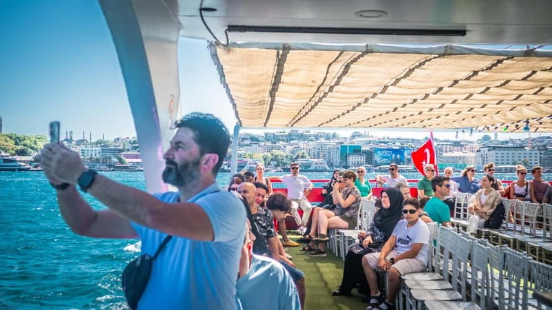 Istanbul: Bosphorus Sightseeing Cruise Tour with Audio Guide - Family-Friendly Comfort, With a Few Reality Checks
