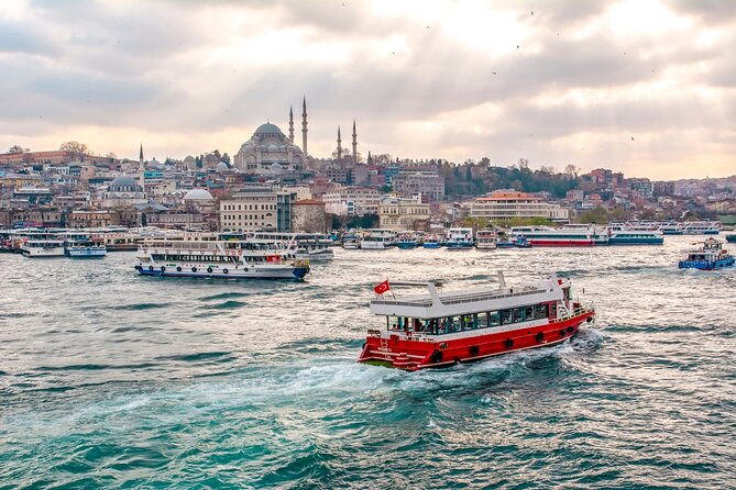 Istanbul Bosphorus Sightseeing Cruise with Audio Guide - Emirgan Park: a nature pause on an urban shoreline