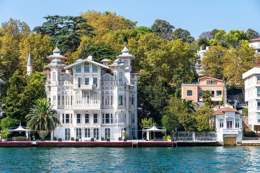 Istanbul: Bosphorus Strait Sightseeing Cruise & Audio Guide - Fatih Sultan Mehmet Bridge: Another Big Connection, Another View