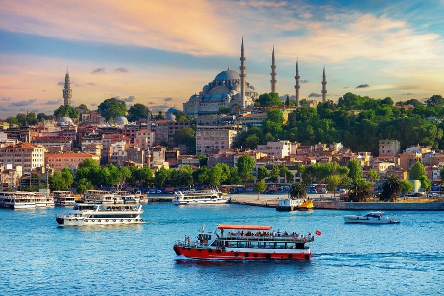 Istanbul: Bosphorus Strait Sightseeing Cruise & Audio Guide - Where You Start at Kabataş (And How to Find Dentur Avrasya)