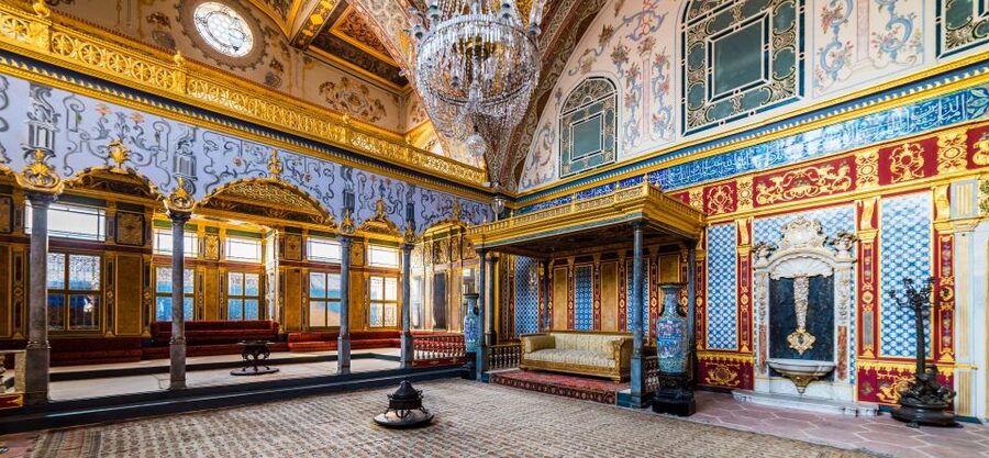 Istanbul: Topkapi Palace and Harem Ticket with Audio Guide - Closed sections and restoration: don’t let it spoil your expectations