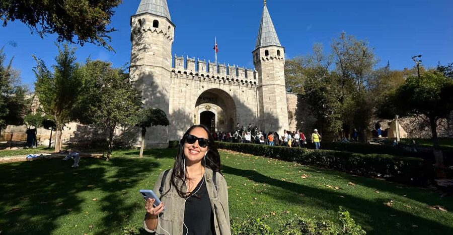 Istanbul: Topkapi Palace & Harem Museum Ticket & Audio Guide - Topkapi Palace at your pace: what to expect once you’re inside