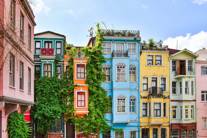 Istanbul Walking Tour with Audioguide on Your Smartphone - The Science Museum of Islamic technology: a standout stop